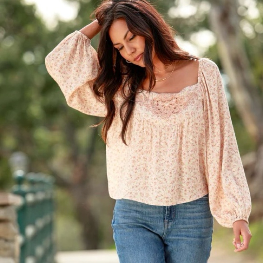 A COLLECTIVE STORY Sessia Top Floral Boho Peasant Embroidered Cotton Peach Small